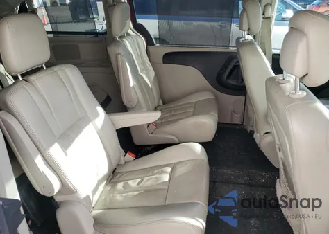 2013 Chrysler Town & Country Touring L from USA, damaged, VIN 2C4RC1CGXDR818859